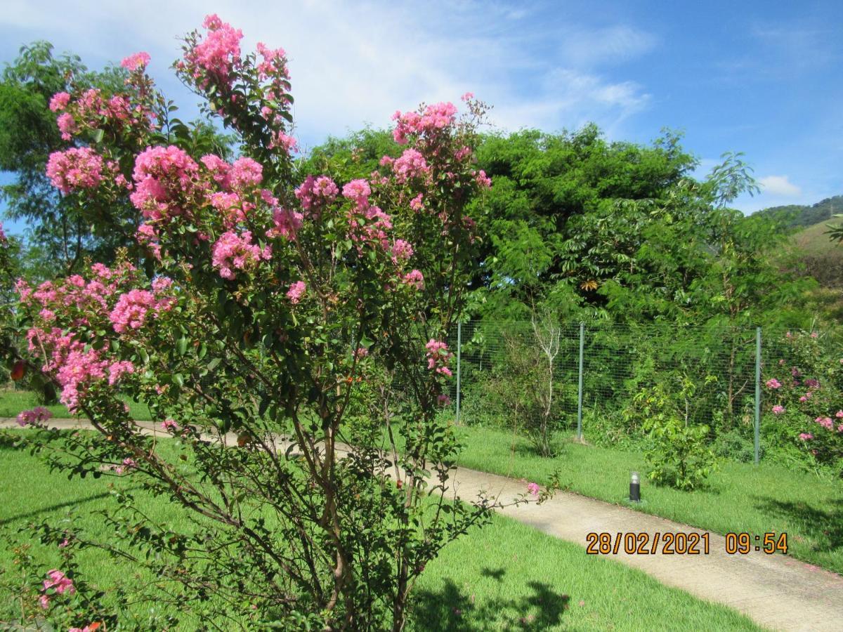 Sahy - Aldeia Dos Reis, Condado - Apartamento Quarto E Sala Mangaratiba Luaran gambar